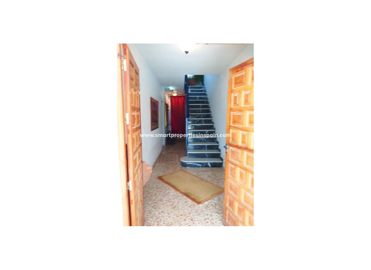 Wederverkoop - Detached Villa - La Marina - Urbanización La Marina