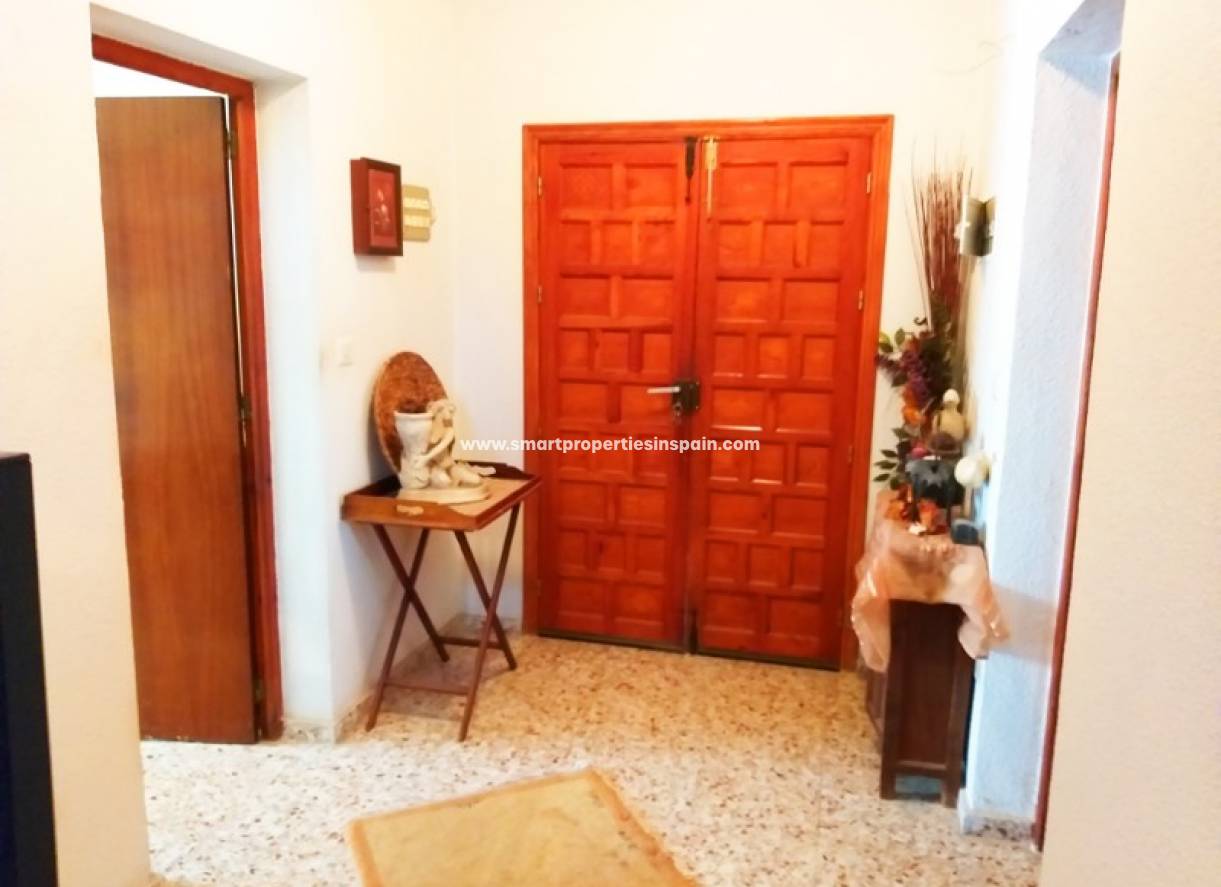 Wederverkoop - Detached Villa - La Marina - Urbanización La Marina