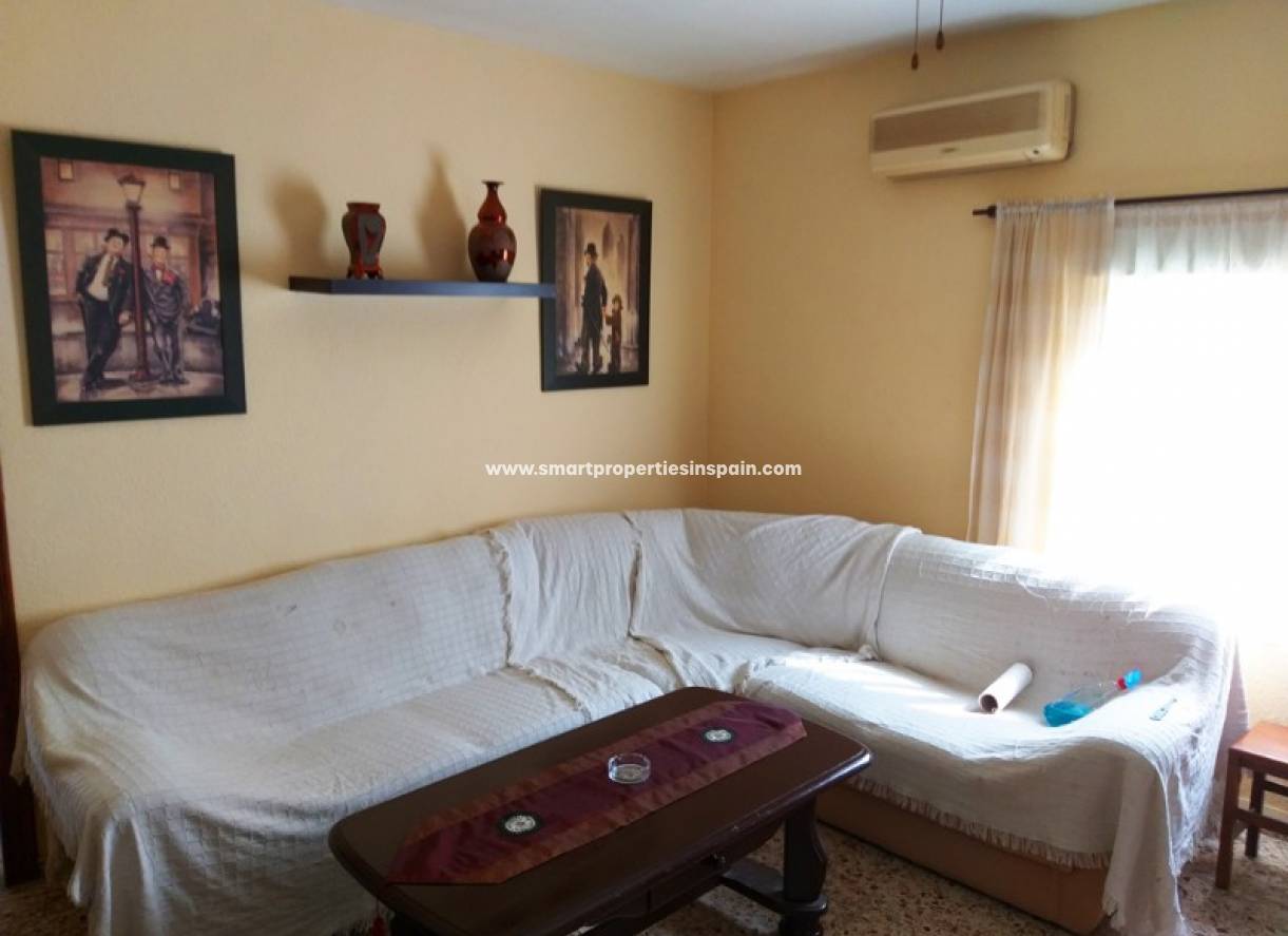 Wederverkoop - Detached Villa - La Marina - Urbanización La Marina