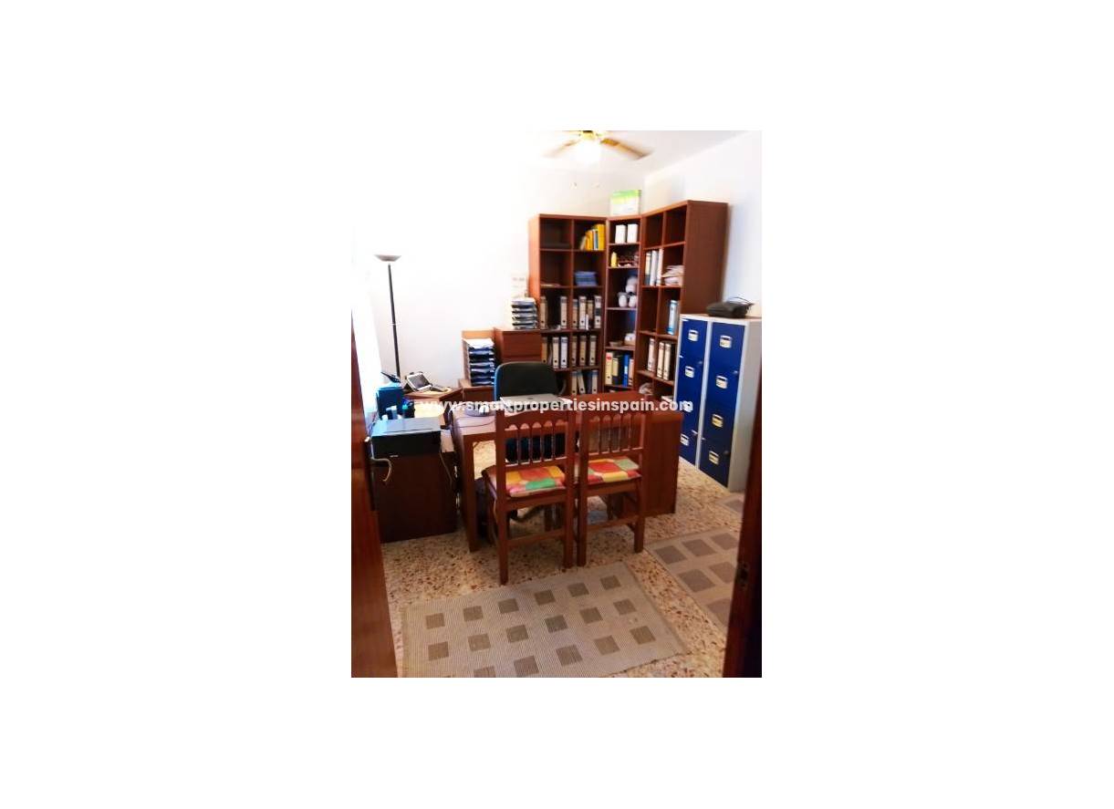 Wederverkoop - Detached Villa - La Marina - Urbanización La Marina