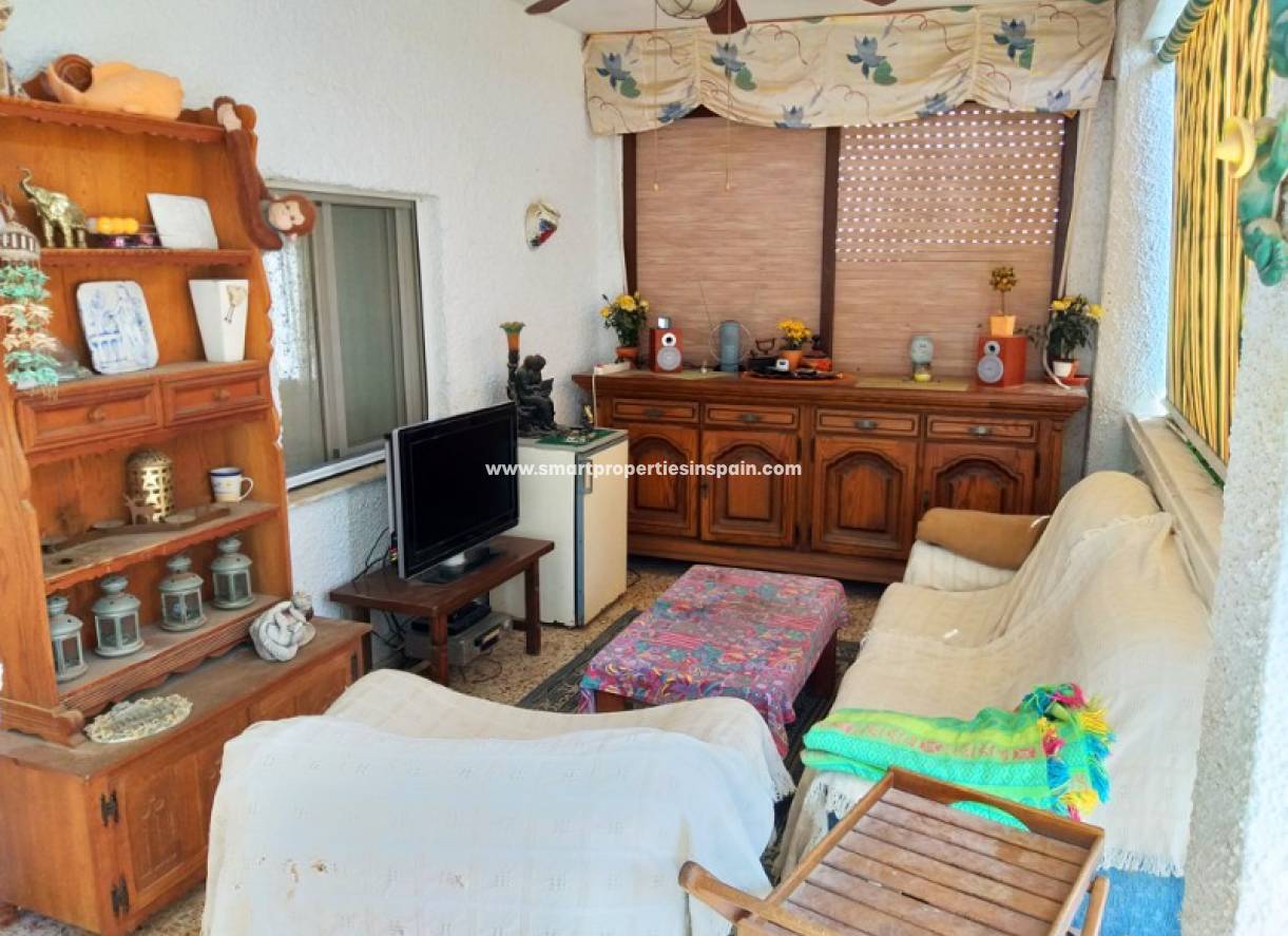 Wederverkoop - Detached Villa - La Marina - Urbanización La Marina