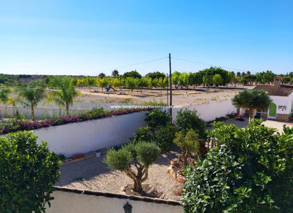 Wederverkoop - Detached Villa - La Marina - Urbanización La Marina