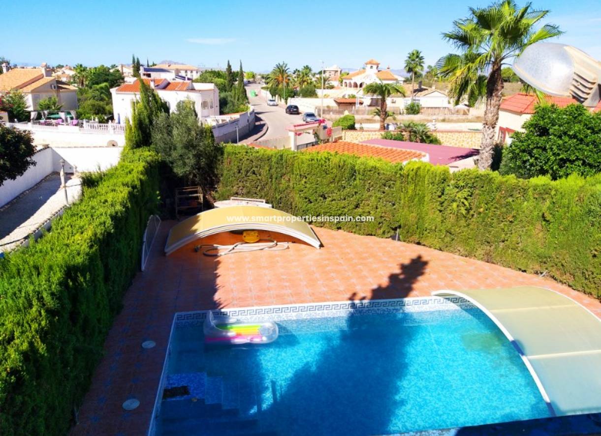 Wederverkoop - Detached Villa - La Marina - Urbanización La Marina