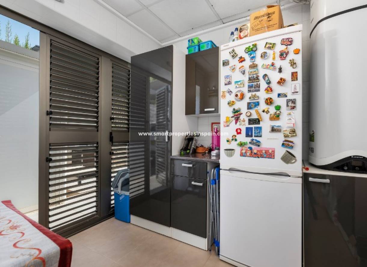Wederverkoop - Detached Villa - La Marina - Urbanización La Marina
