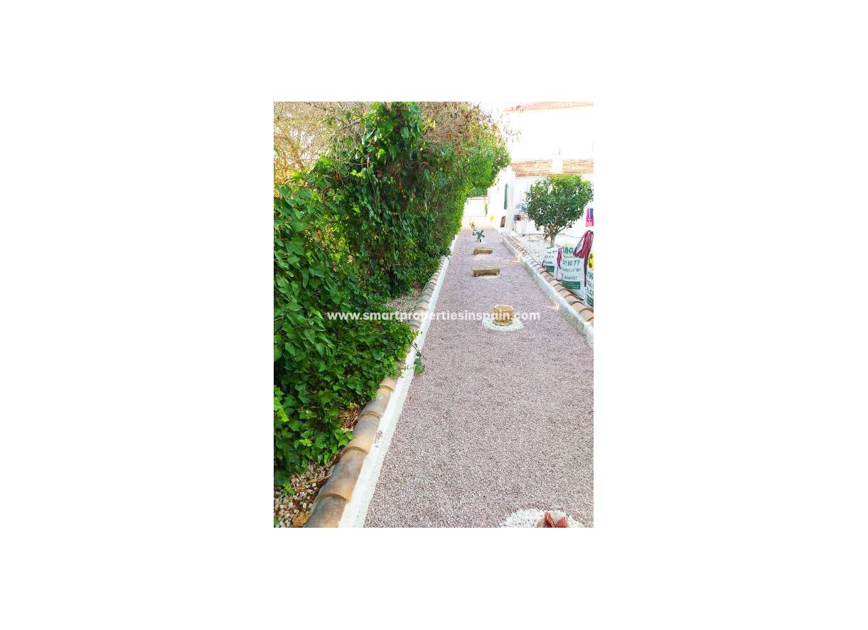 Wederverkoop - Detached Villa - La Marina - Urbanización La Marina