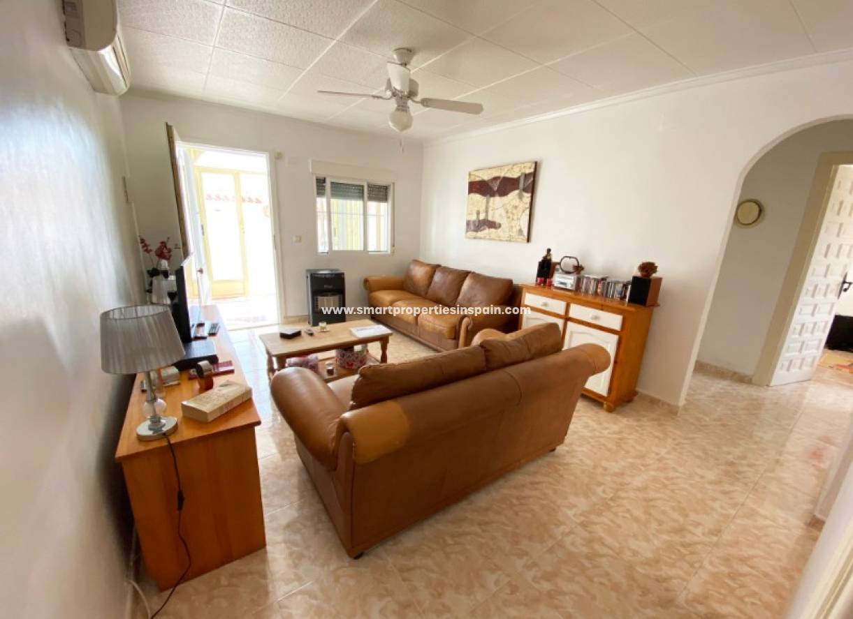 Wederverkoop - Detached Villa - La Marina - Urbanización La Marina