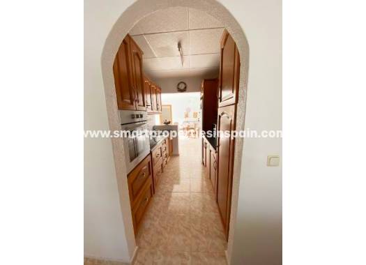 Wederverkoop - Detached Villa - La Marina - Urbanización La Marina