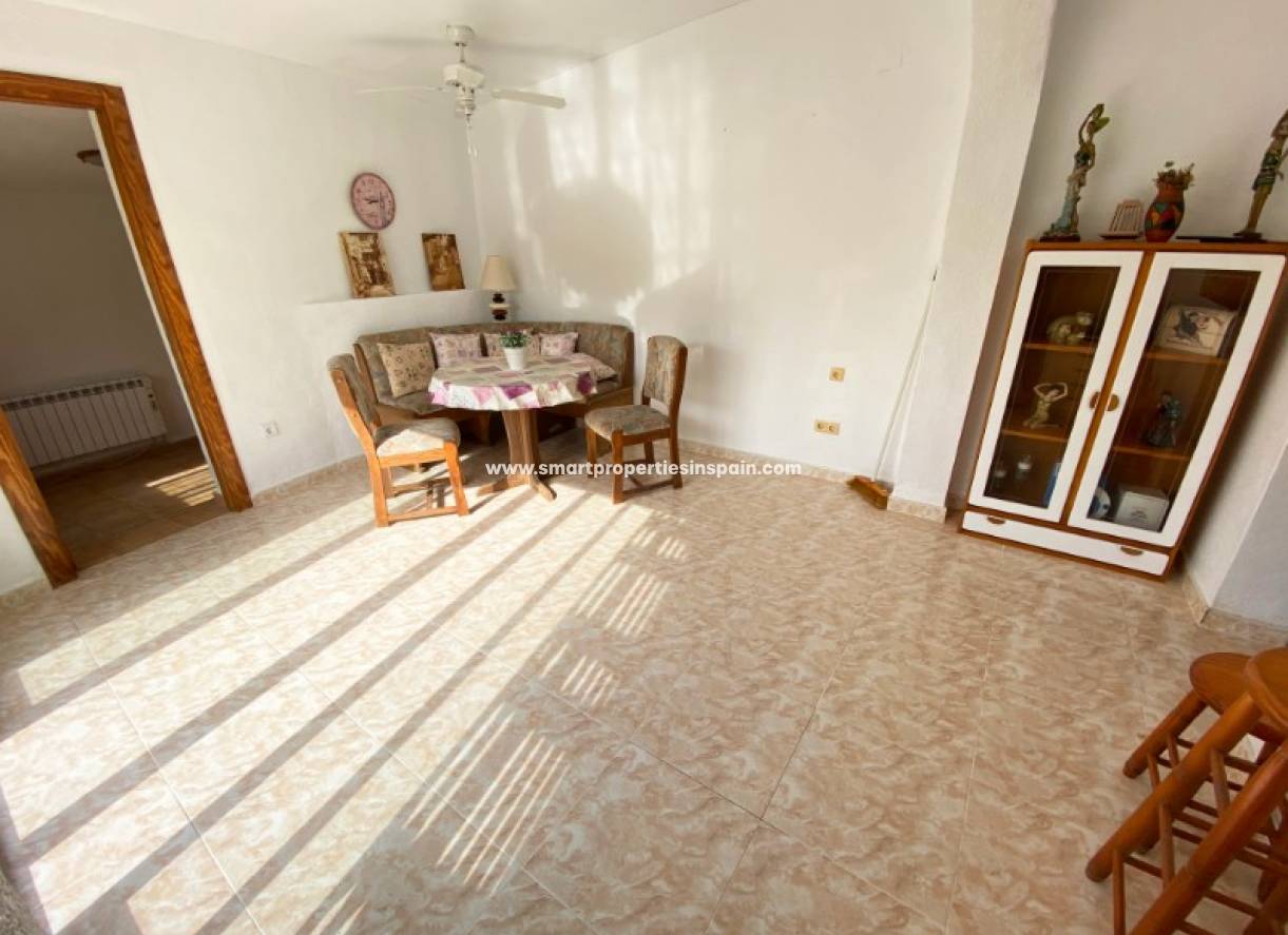 Wederverkoop - Detached Villa - La Marina - Urbanización La Marina