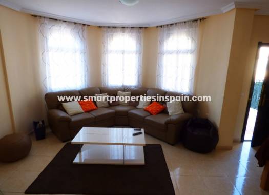 Wederverkoop - Detached Villa - La Marina - Urbanización La Marina