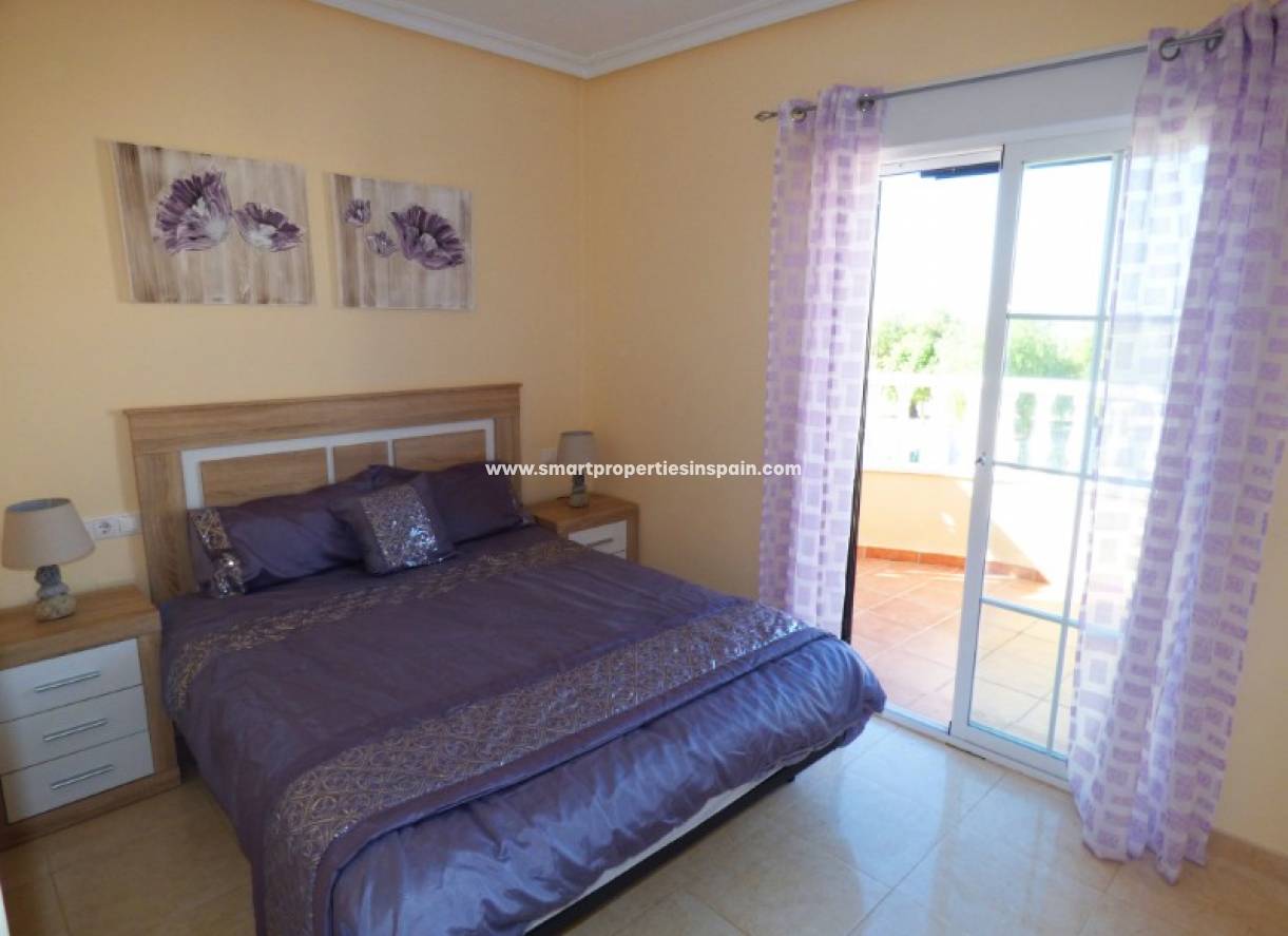 Wederverkoop - Detached Villa - La Marina - Urbanización La Marina