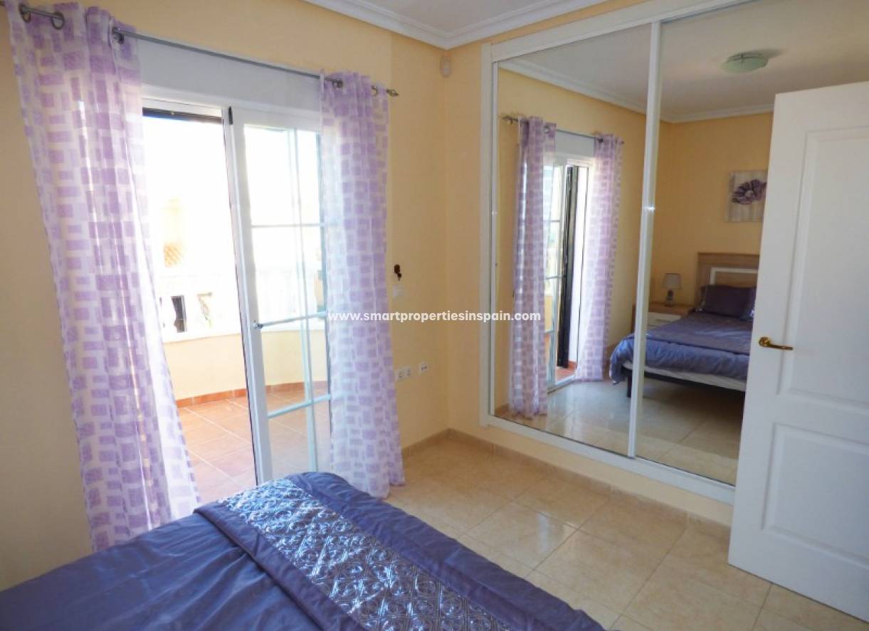 Wederverkoop - Detached Villa - La Marina - Urbanización La Marina