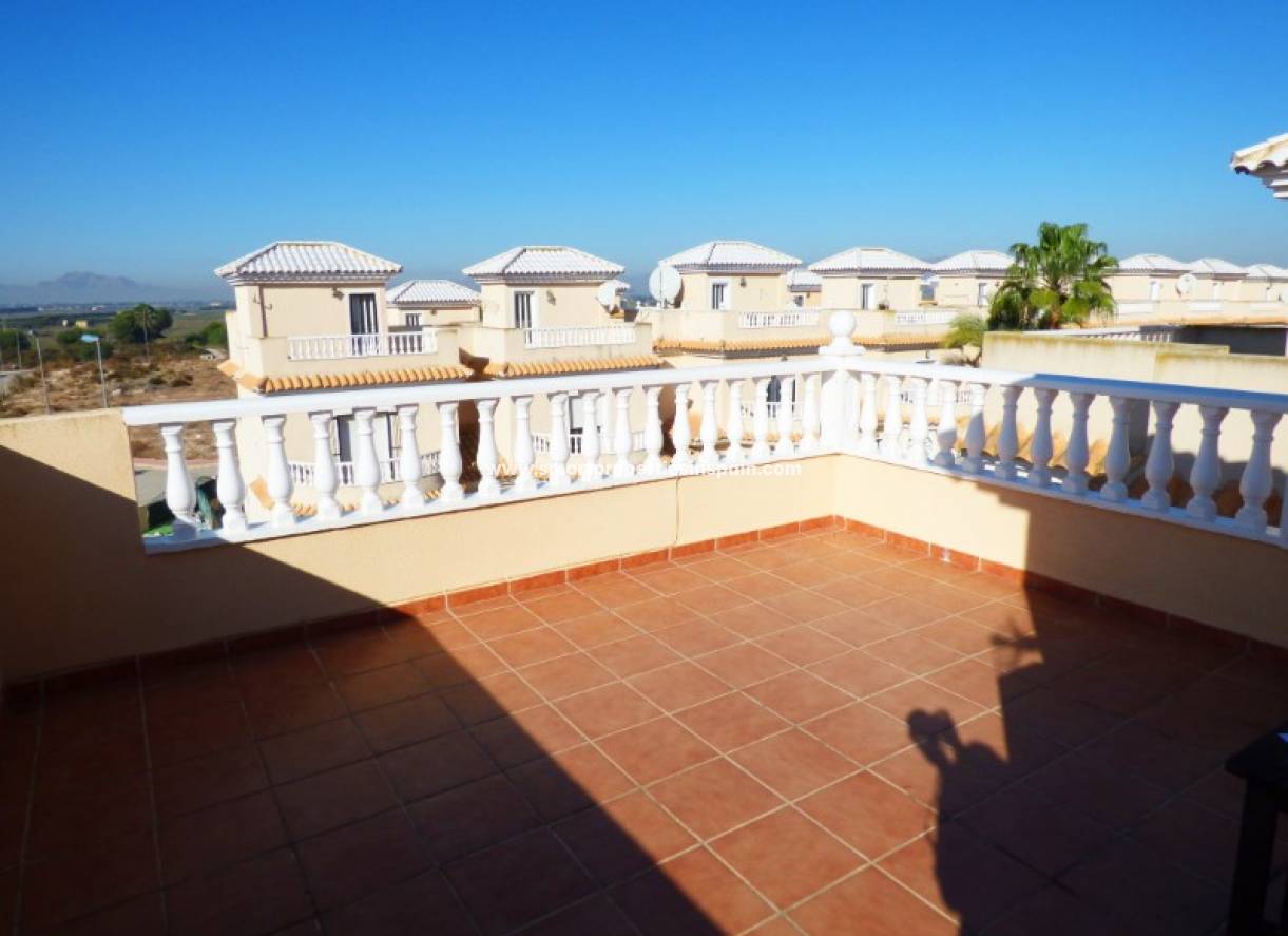 Wederverkoop - Detached Villa - La Marina - Urbanización La Marina