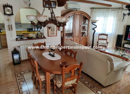 Wederverkoop - Detached Villa - La Marina - Urbanización La Marina