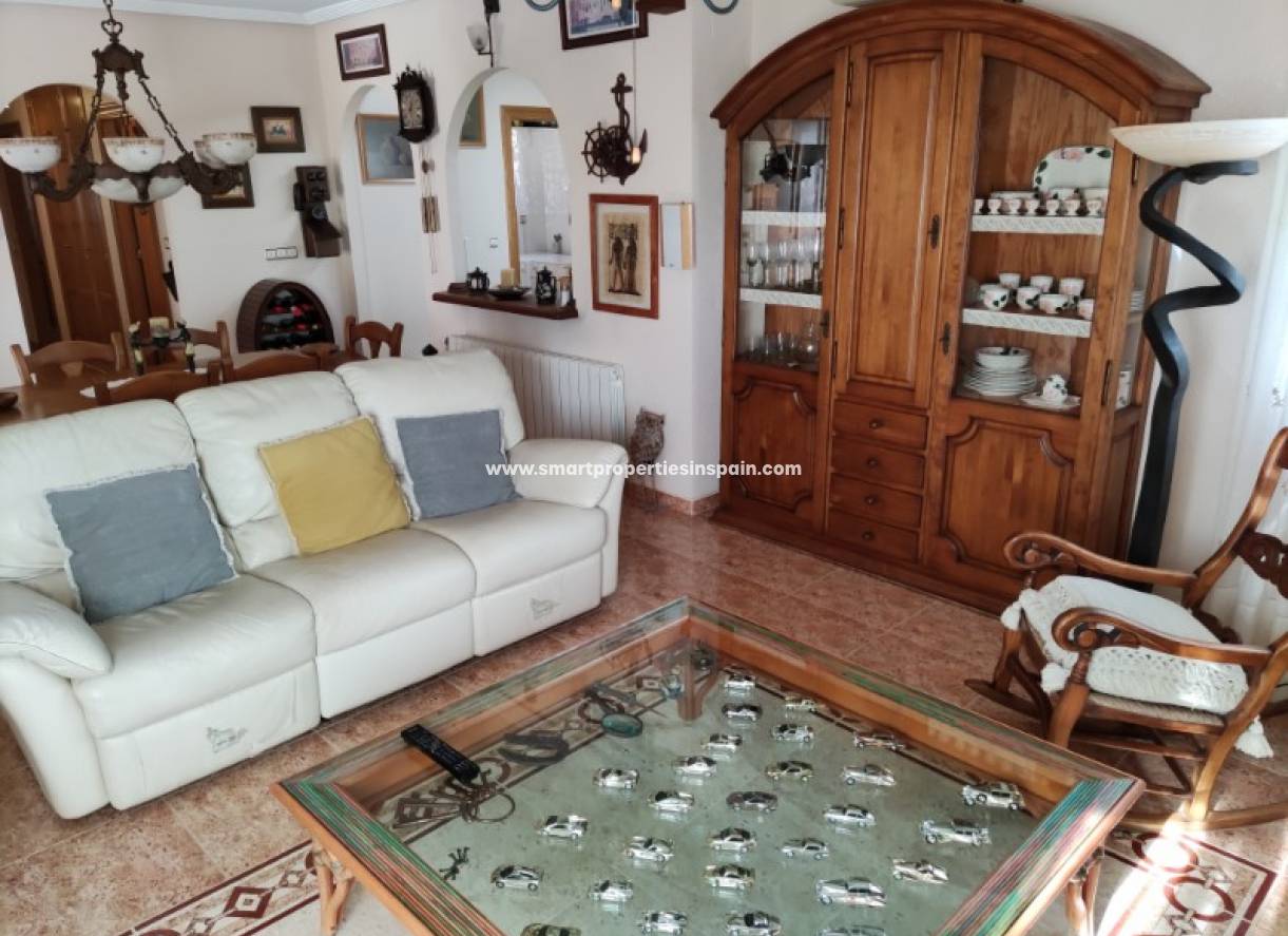 Wederverkoop - Detached Villa - La Marina - Urbanización La Marina