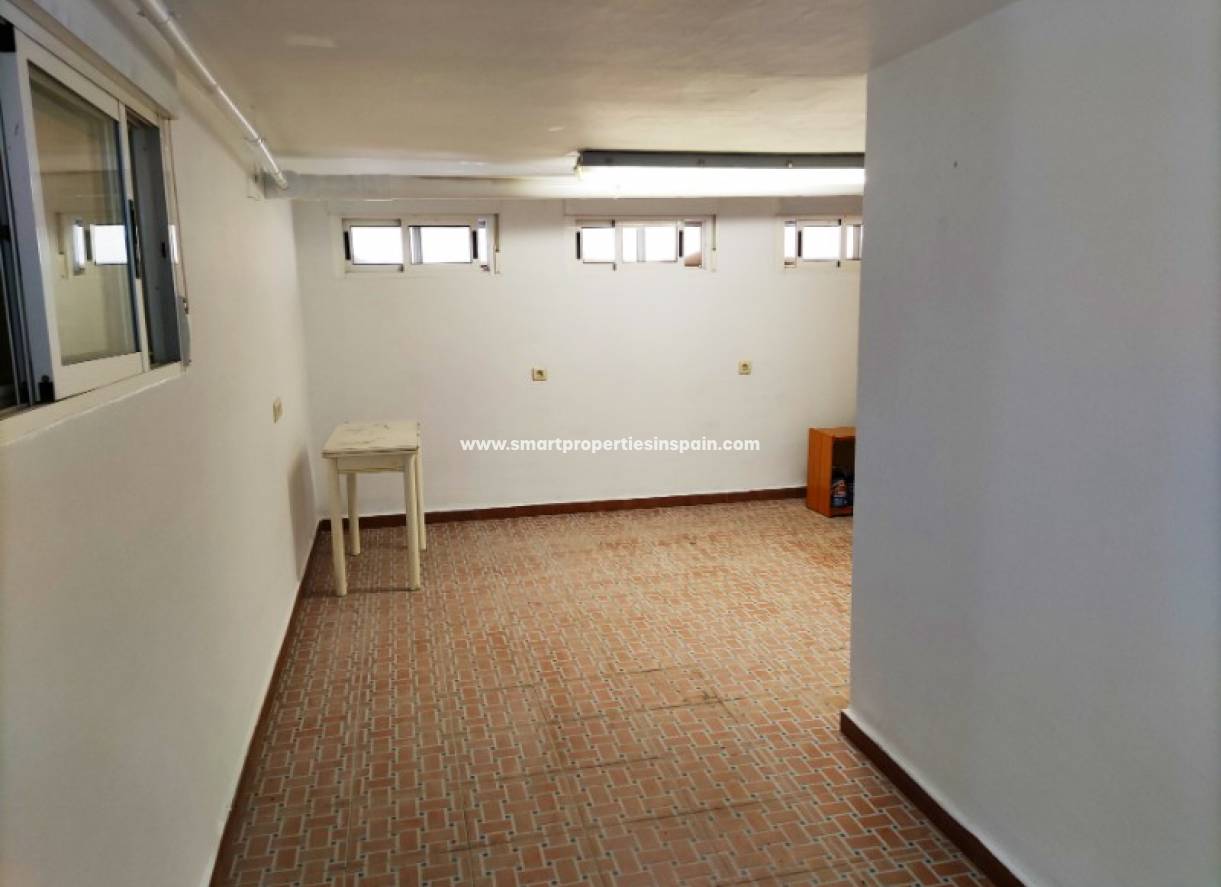 Wederverkoop - Detached Villa - La Marina - Urbanización La Marina