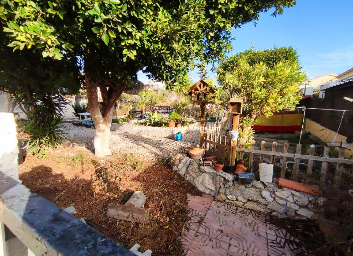 Wederverkoop - Detached Villa - La Marina - Urbanización La Marina