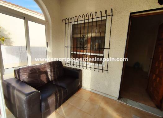 Wederverkoop - Detached Villa - La Marina - Urbanización La Marina