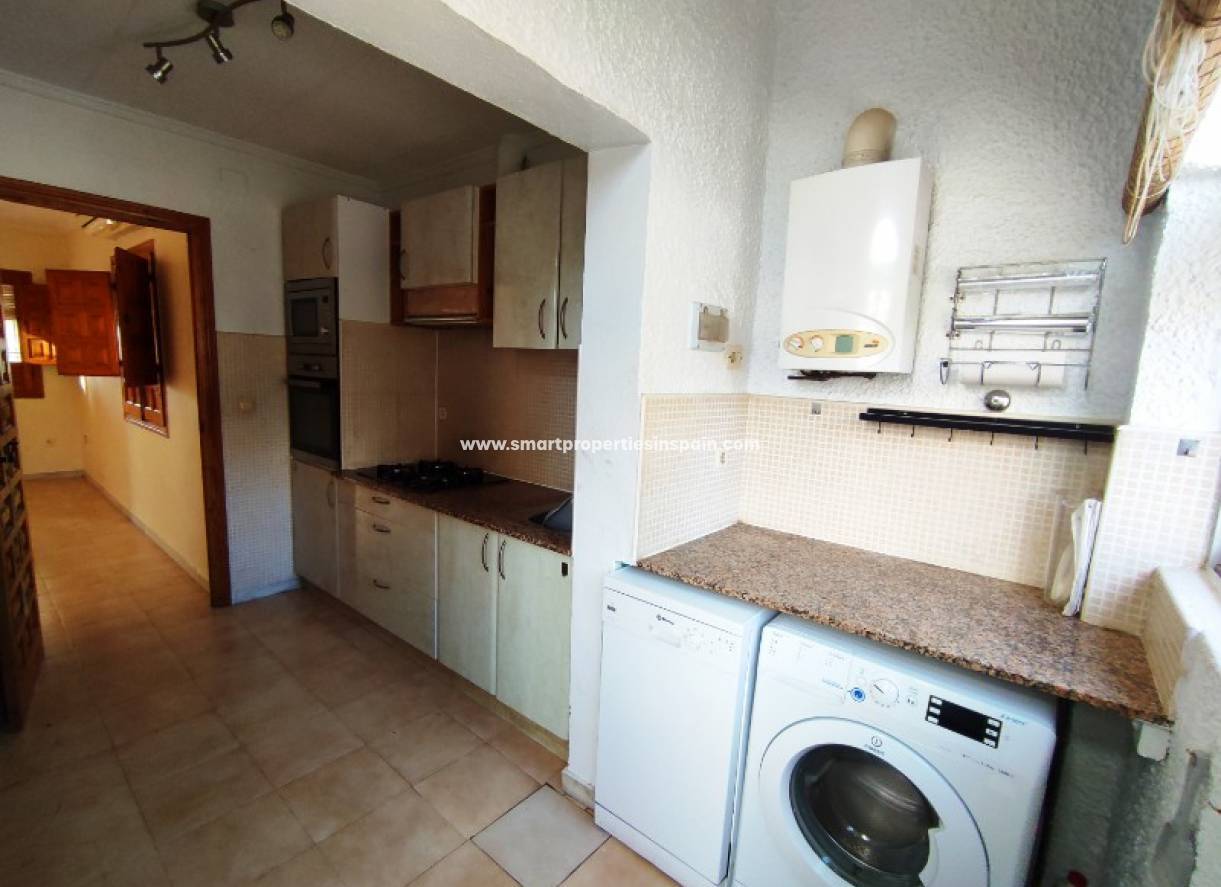 Wederverkoop - Detached Villa - La Marina - Urbanización La Marina