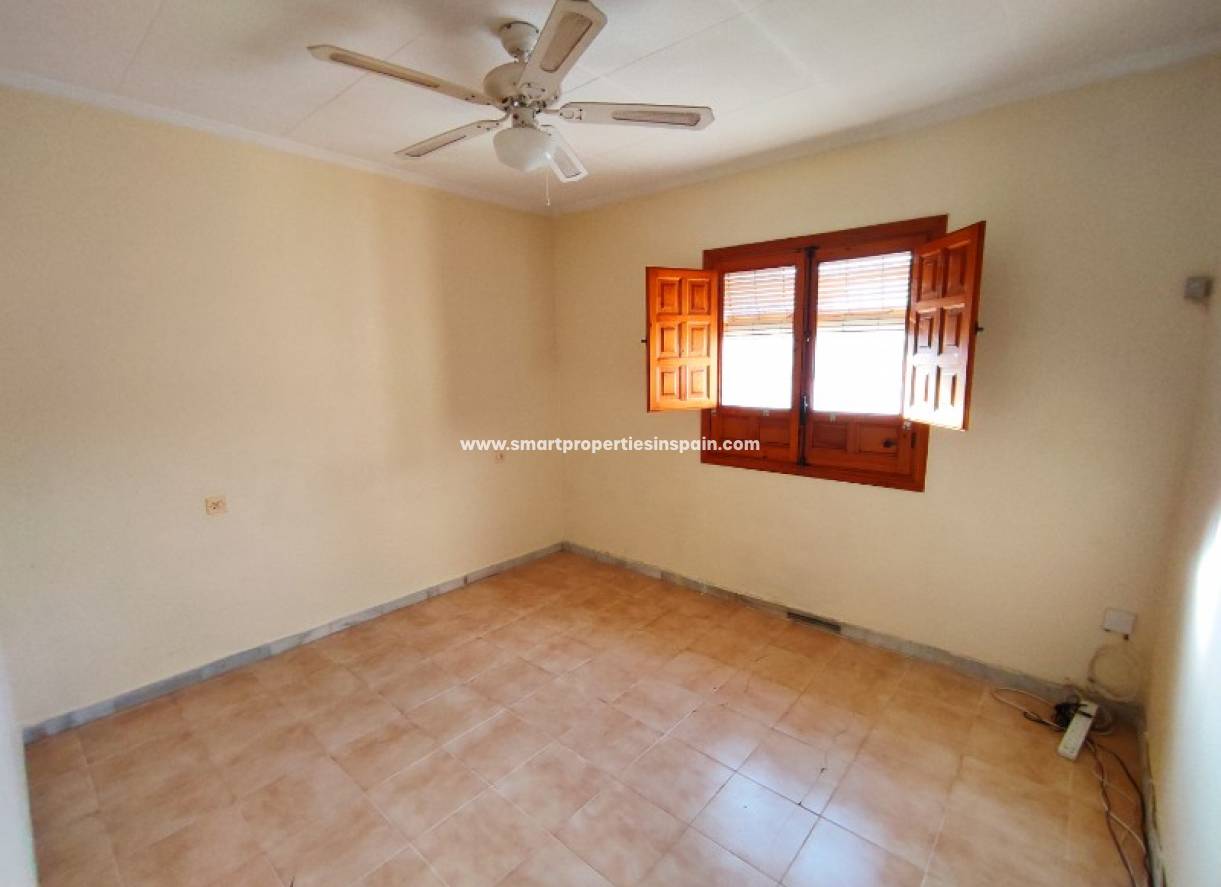 Wederverkoop - Detached Villa - La Marina - Urbanización La Marina