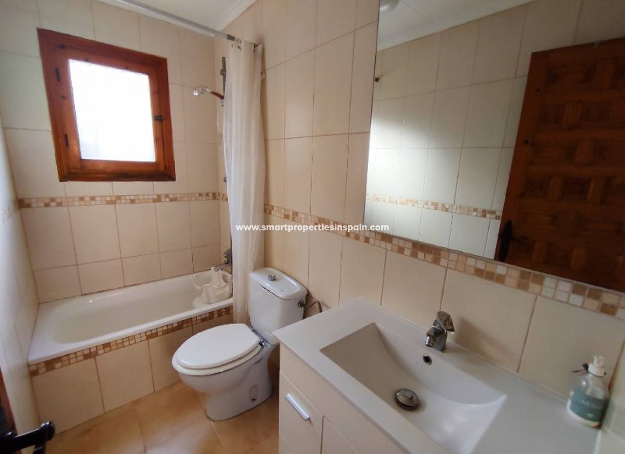 Wederverkoop - Detached Villa - La Marina - Urbanización La Marina