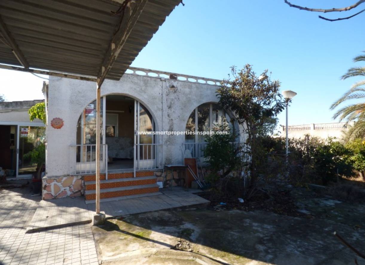 Wederverkoop - Detached Villa - La Marina - Urbanización La Marina