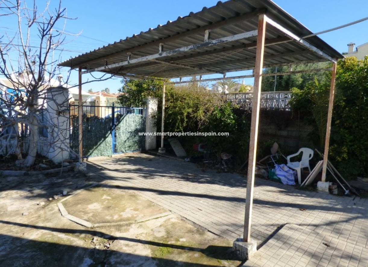 Wederverkoop - Detached Villa - La Marina - Urbanización La Marina