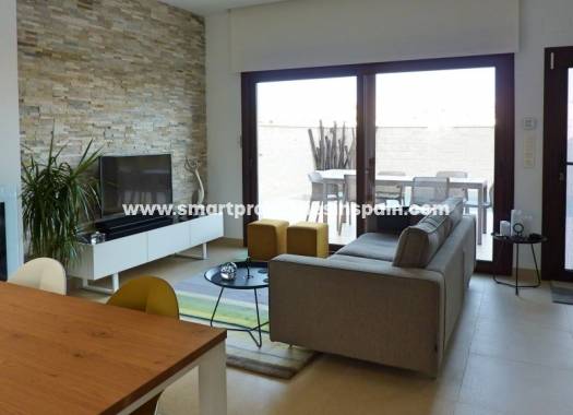 Wederverkoop - Detached Villa - La Marina - Urbanización La Marina