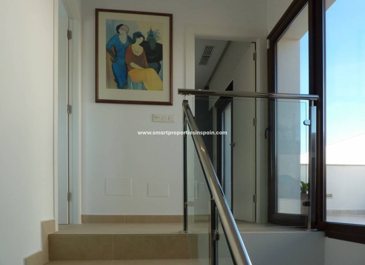 Wederverkoop - Detached Villa - La Marina - Urbanización La Marina