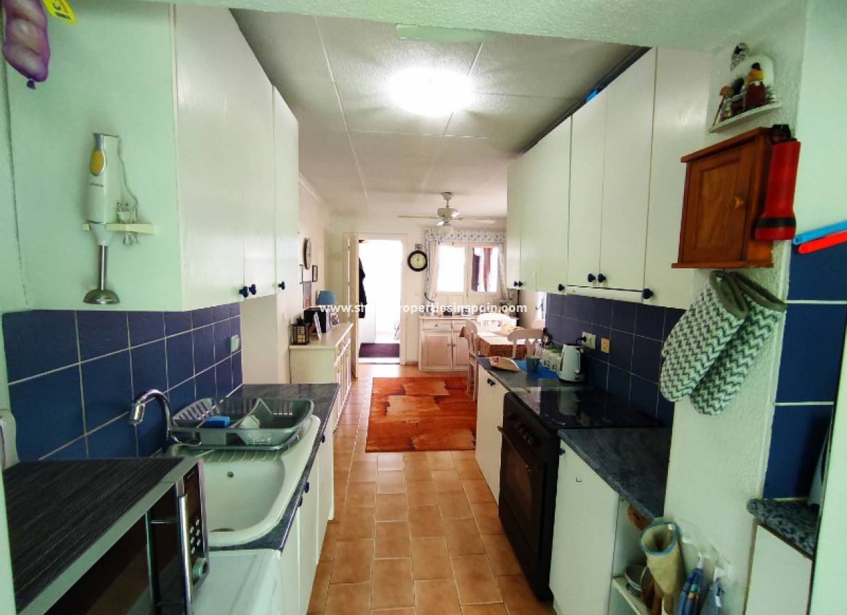 Wederverkoop - Detached Villa - La Marina - Urbanización La Marina