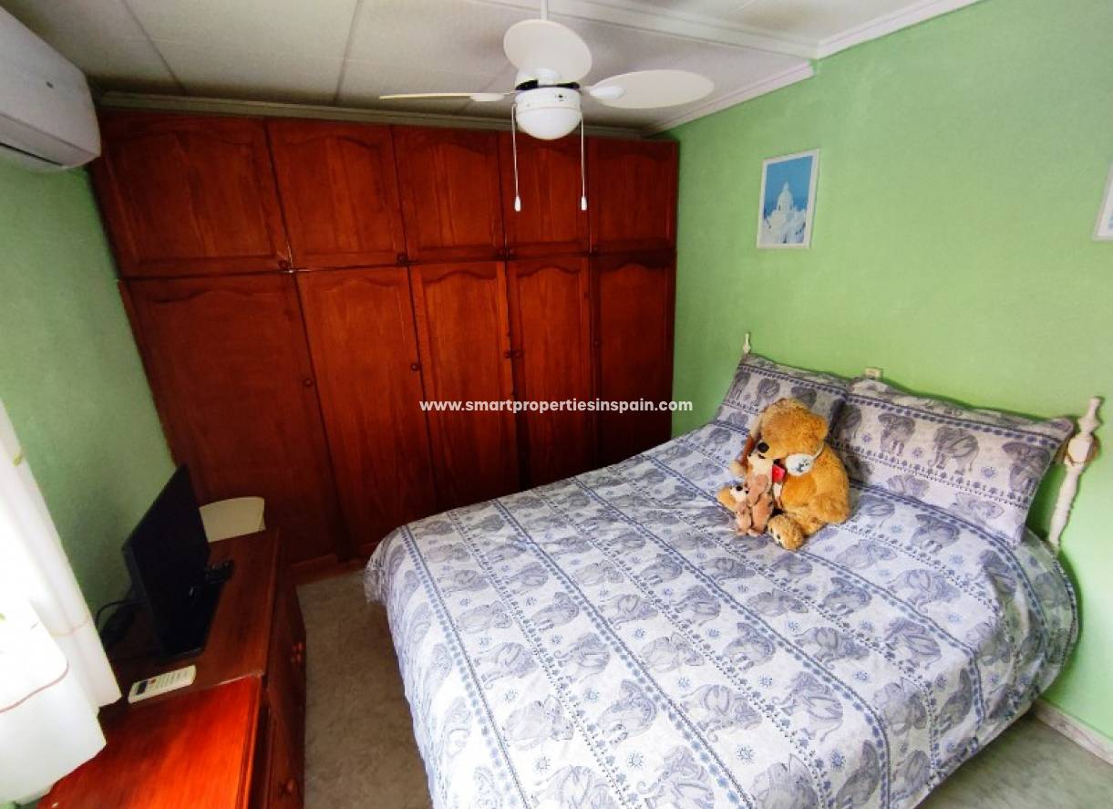 Wederverkoop - Detached Villa - La Marina - Urbanización La Marina