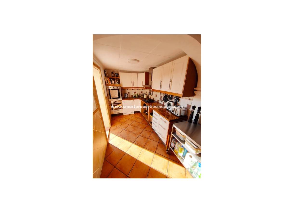 Wederverkoop - Detached Villa - La Marina - Urbanización La Marina
