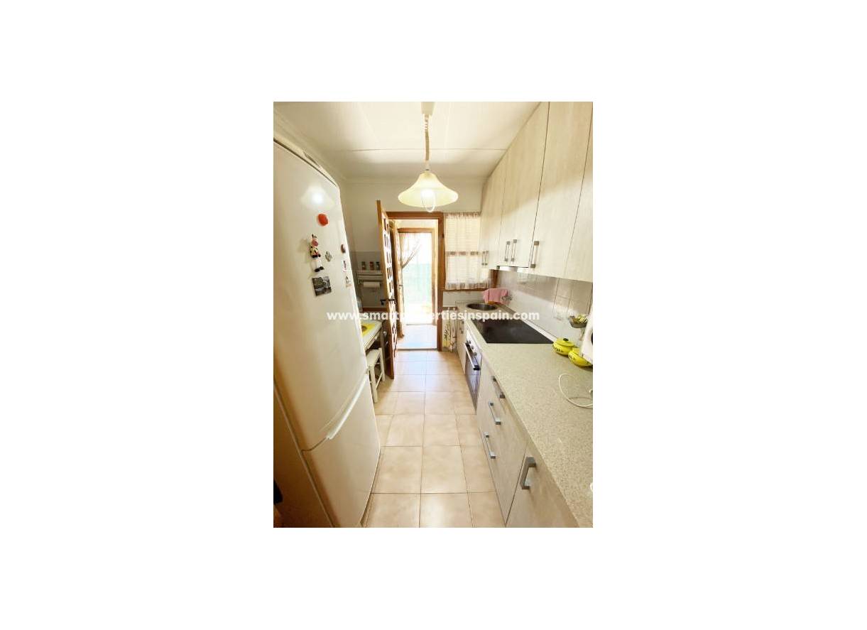 Wederverkoop - Detached Villa - La Marina - Urbanización La Marina