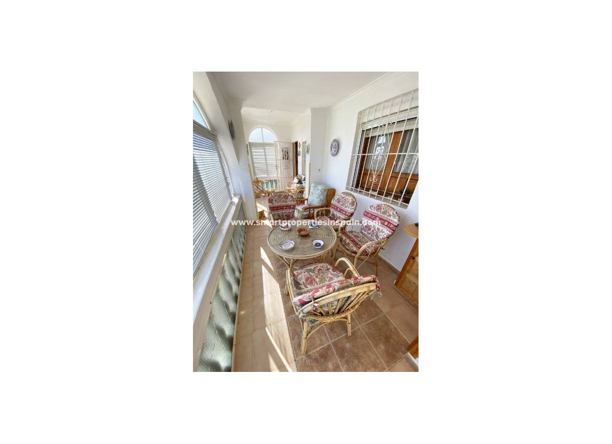 Wederverkoop - Detached Villa - La Marina - Urbanización La Marina