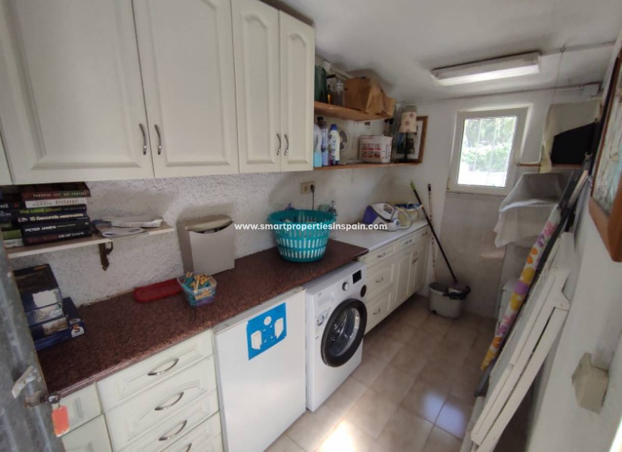 Wederverkoop - Detached Villa - La Marina - Urbanización La Marina