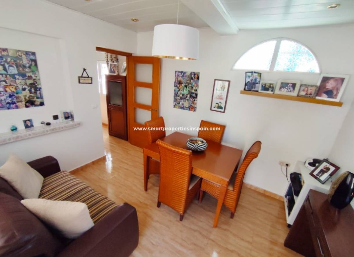 Wederverkoop - Detached Villa - La Marina - Urbanización La Marina