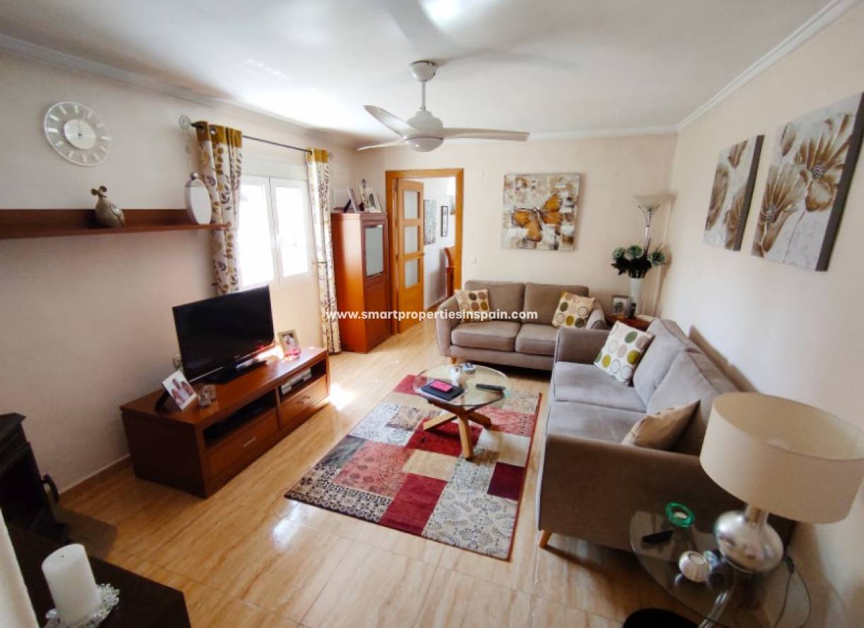 Wederverkoop - Detached Villa - La Marina - Urbanización La Marina