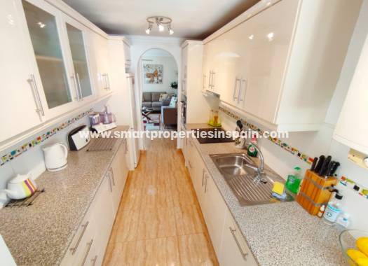 Wederverkoop - Detached Villa - La Marina - Urbanización La Marina