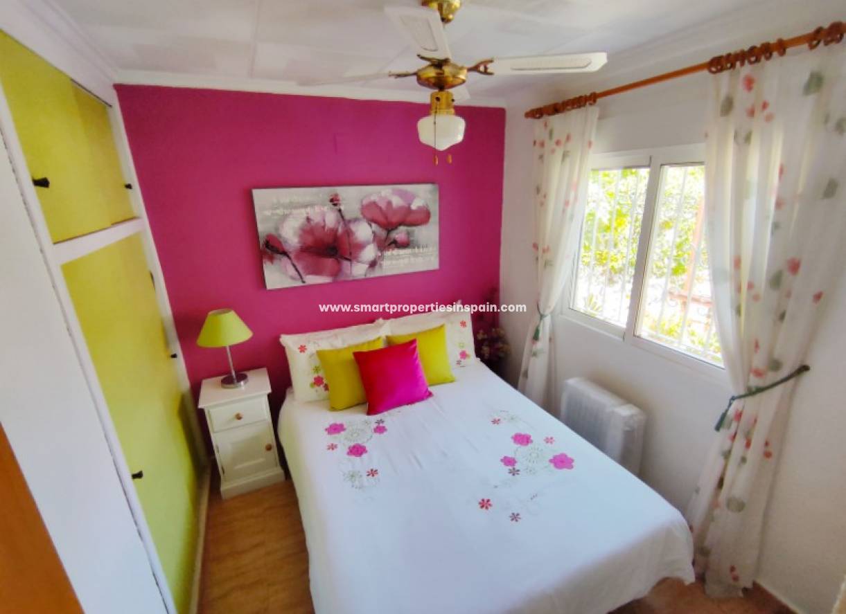 Wederverkoop - Detached Villa - La Marina - Urbanización La Marina