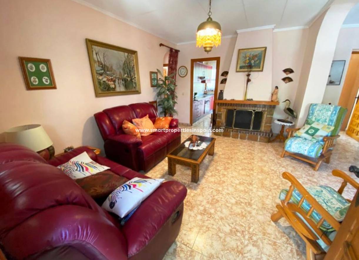 Wederverkoop - Detached Villa - La Marina - Urbanización La Marina