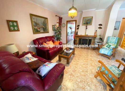 Wederverkoop - Detached Villa - La Marina - Urbanización La Marina