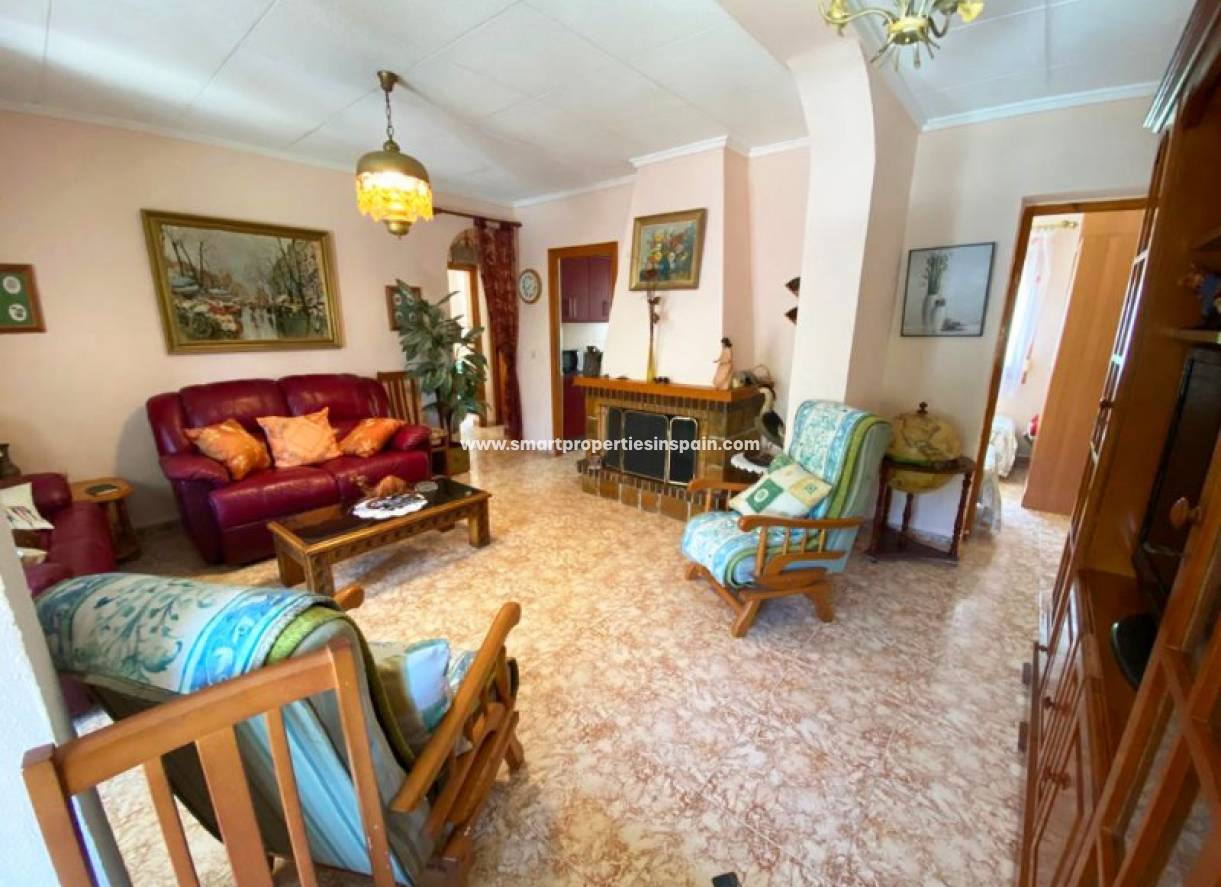 Wederverkoop - Detached Villa - La Marina - Urbanización La Marina