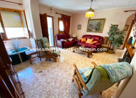 Wederverkoop - Detached Villa - La Marina - Urbanización La Marina