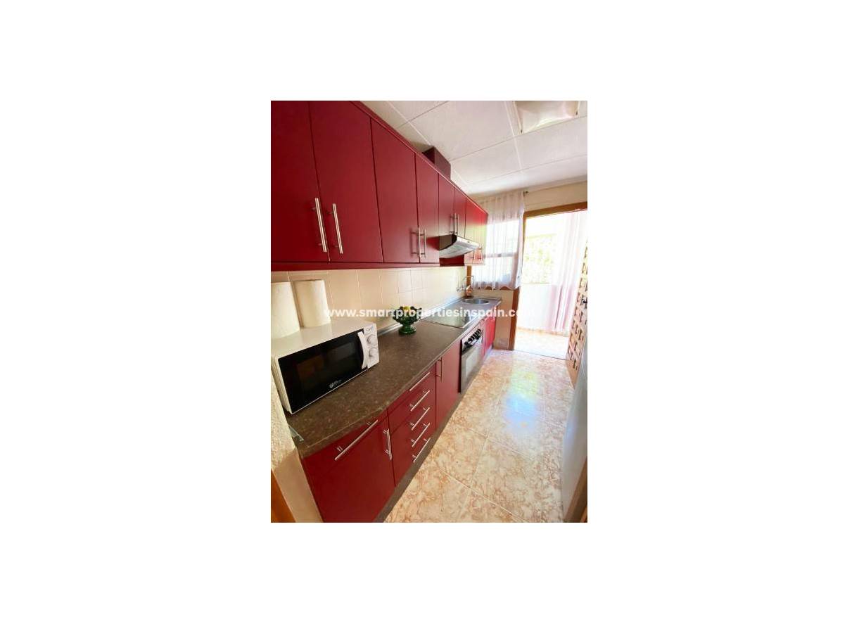 Wederverkoop - Detached Villa - La Marina - Urbanización La Marina