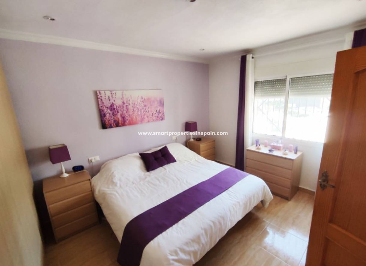 Wederverkoop - Detached Villa - La Marina - Urbanización La Marina
