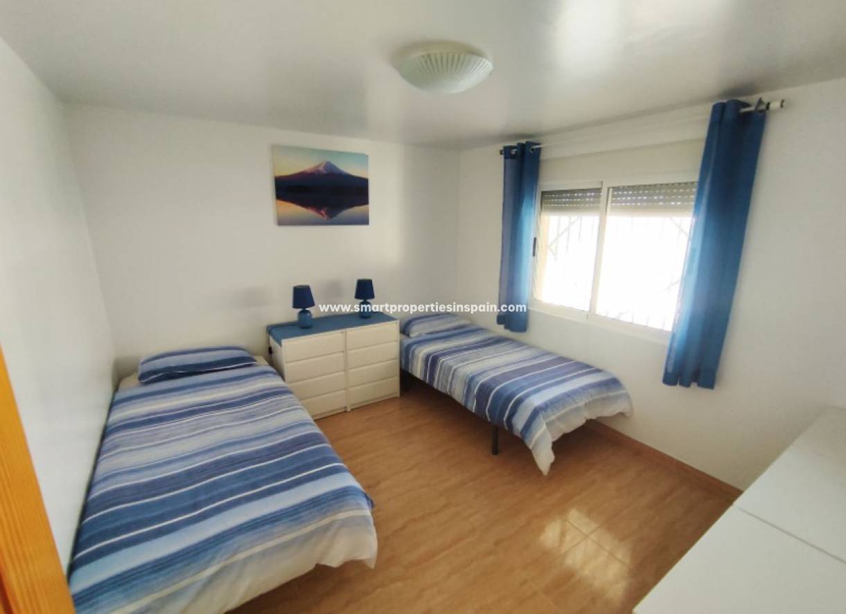 Wederverkoop - Detached Villa - La Marina - Urbanización La Marina