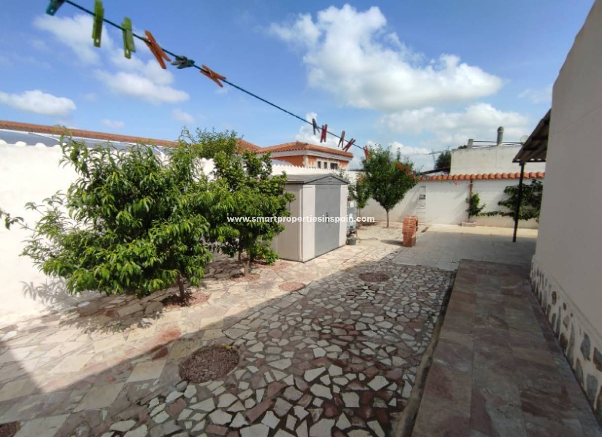 Wederverkoop - Detached Villa - La Marina - Urbanización La Marina