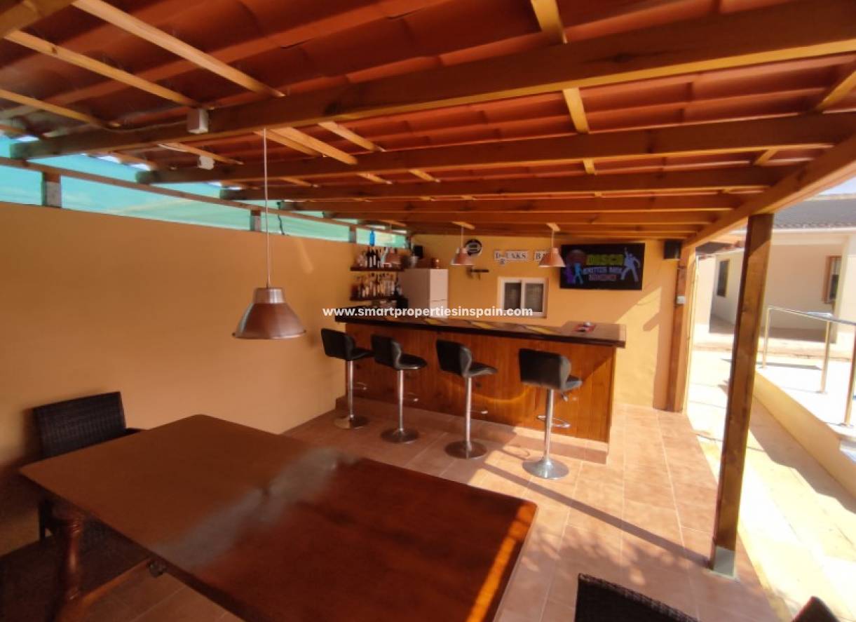 Wederverkoop - Detached Villa - La Marina - Urbanización La Marina
