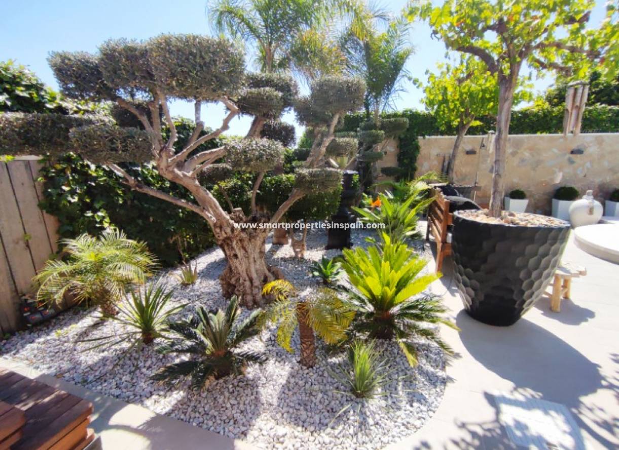 Wederverkoop - Detached Villa - La Marina - Urbanización La Marina