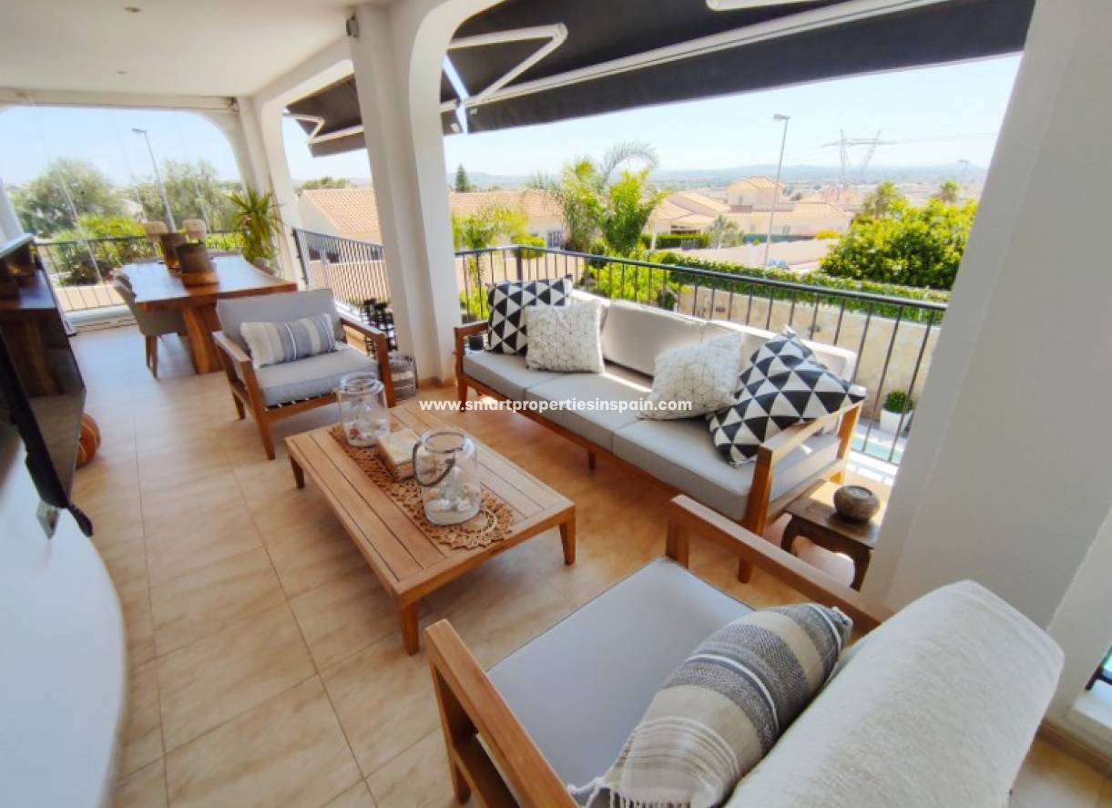 Wederverkoop - Detached Villa - La Marina - Urbanización La Marina