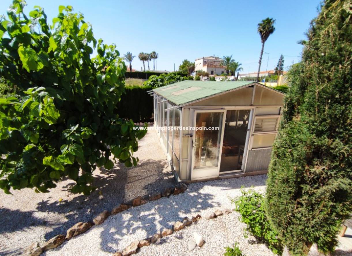 Wederverkoop - Detached Villa - La Marina - Urbanización La Marina